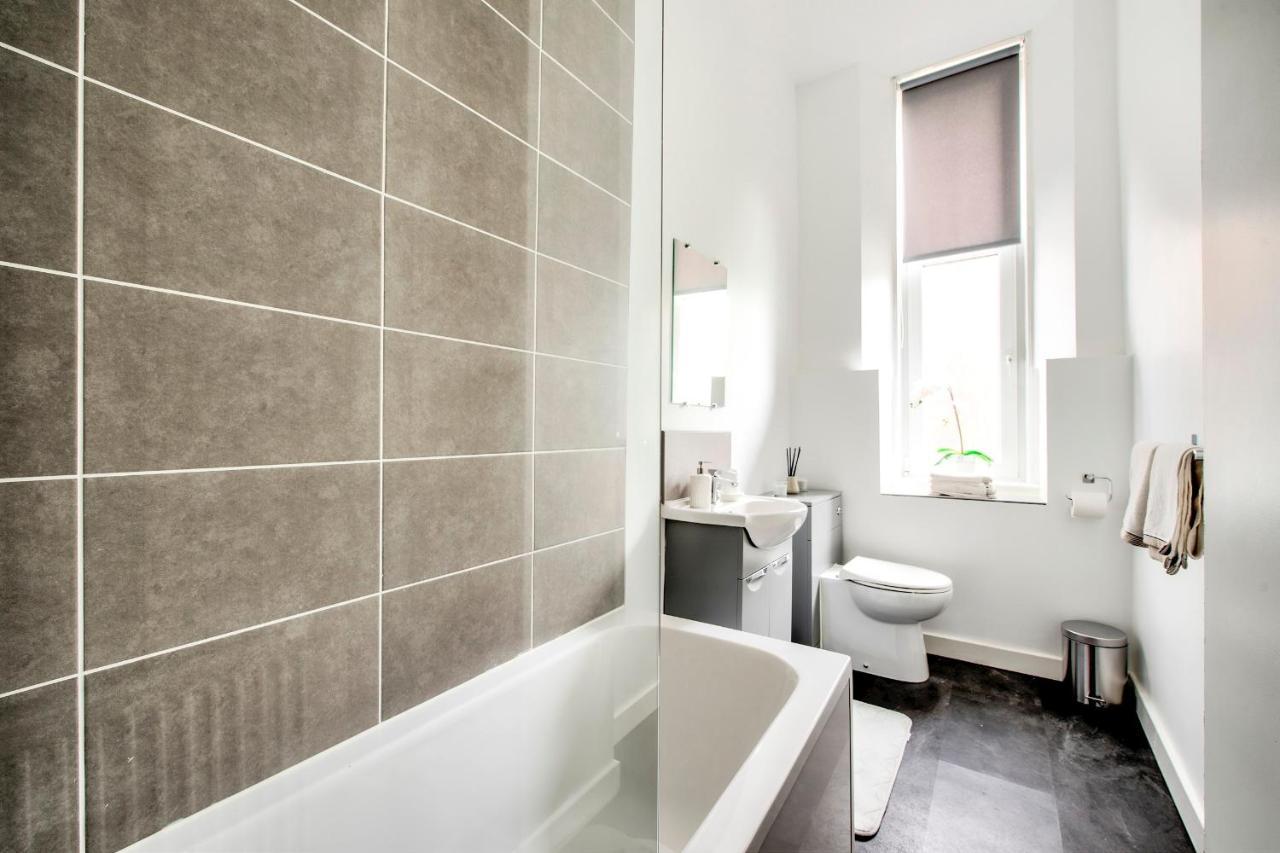 דירות גלאזגו Pass The Keys Stylish 2 Bed In Heart Of West End מראה חיצוני תמונה